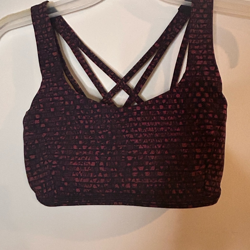 Lululemon Women's Strappy Sports Bra